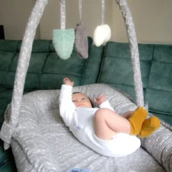 Babyjem Babynest met Speeltjes Grijs