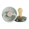 Frigg Fopspeen Little Viking Sage/Olive T1 0-6 mnd (2 stuks)