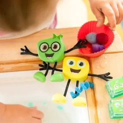 Glo Pals Characters Light Up Pippa Green