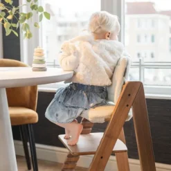 Kidsmill Up! Kinderstoel Incl. Houten Babyset - Oatmeal