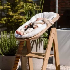 Kidsmill Up! Kinderstoel Incl. Kunststof Babyset Oatmeal - Beuken Zwart