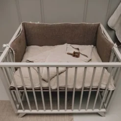 Koeka Boxkleed Warm White/Sage 75 x 95 cm