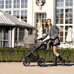 RIKO Velar Up - Kinderwagen - Lava