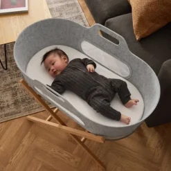 Snuz SnüzBaskit Moses Basket + Stand Set - Light Grey/Natural