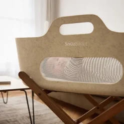 Snuz SnüzBaskit Moses Basket + Stand Set - Light Grey/Natural
